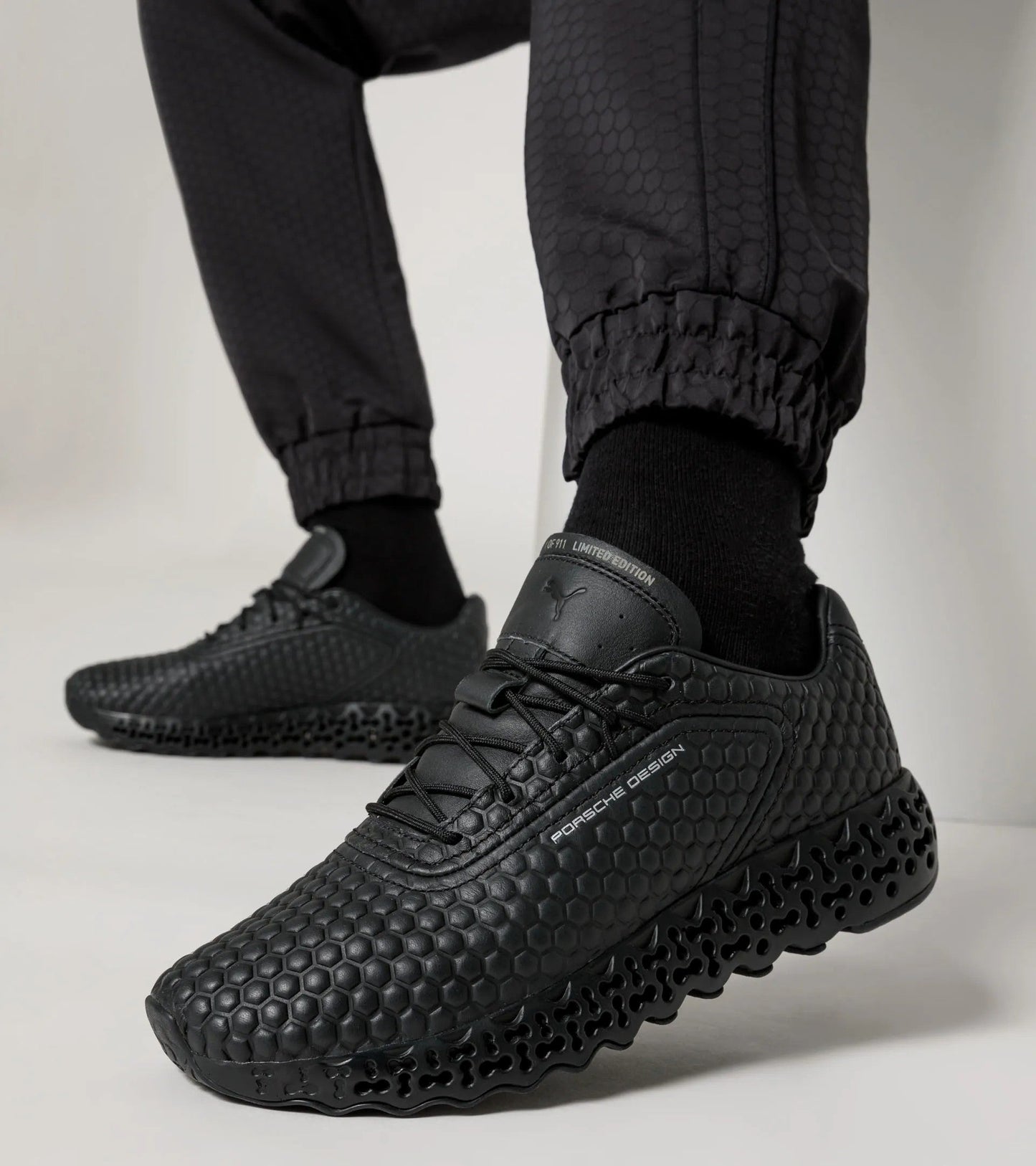 XETIC® III Hexagon Trainers | Limited Edition