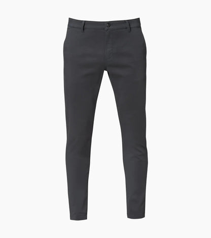 Basic Slim Fit Chino