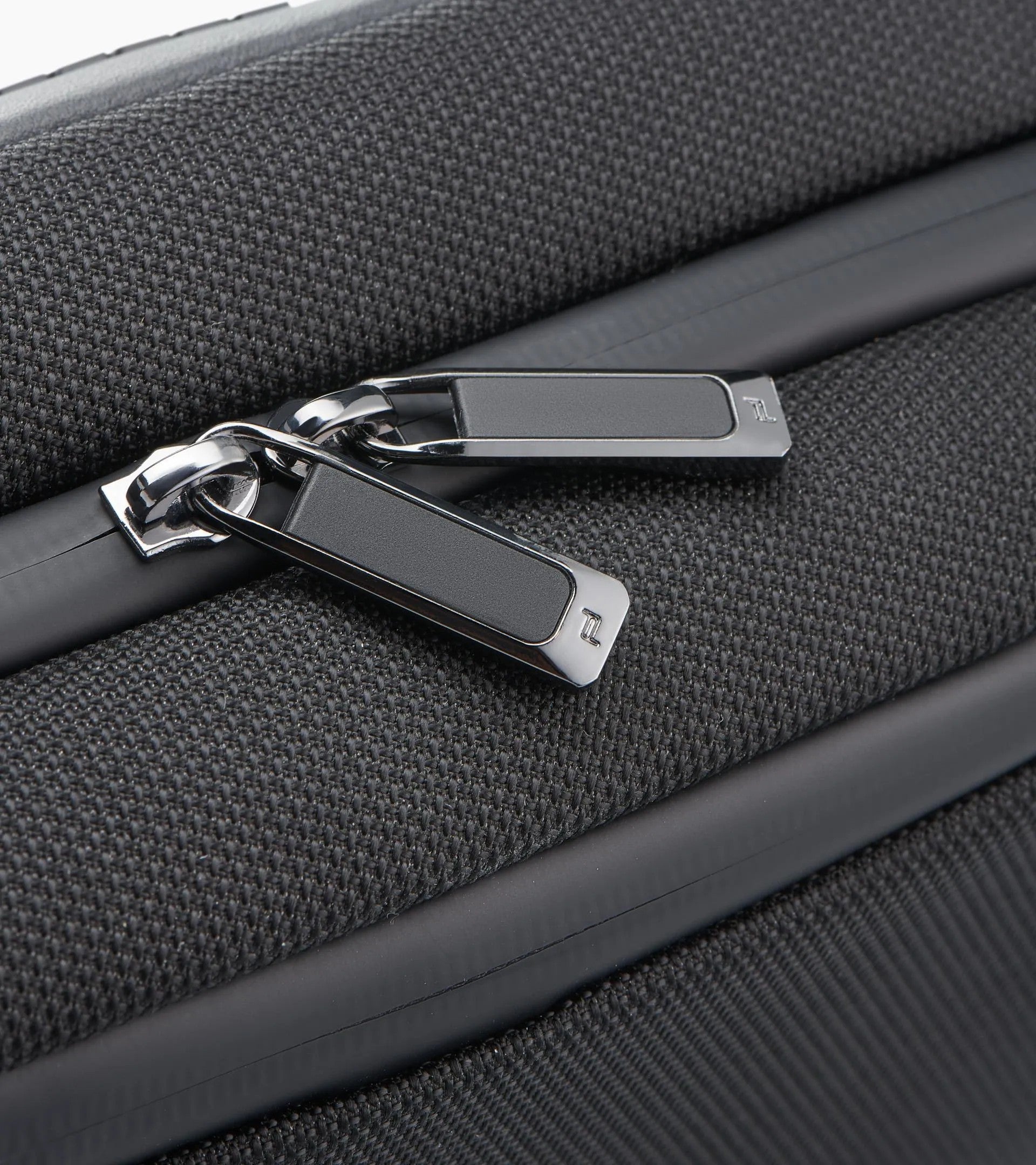 Roadster Nylon Washbag L