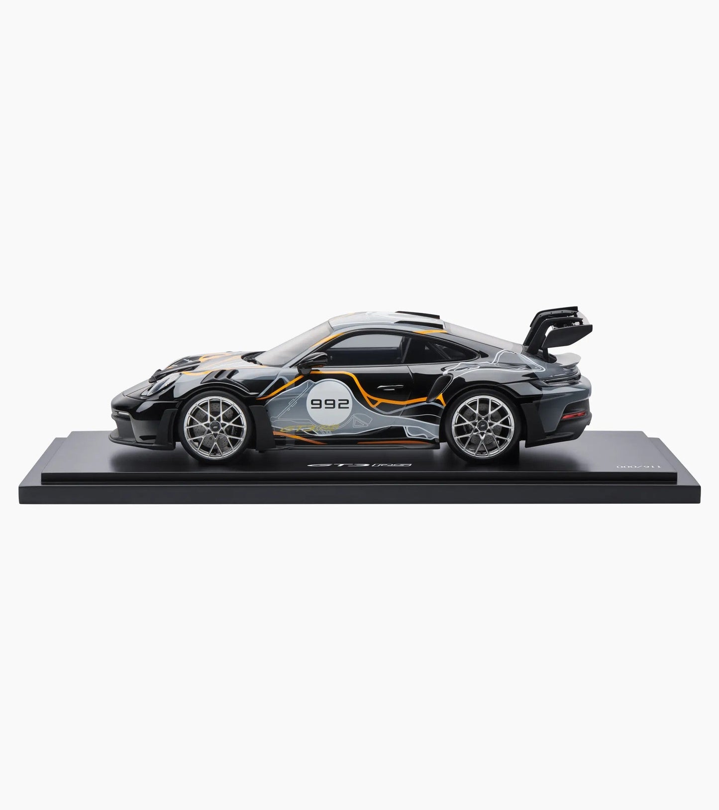 Porsche 911 GT3 RS (992) | Ltd.